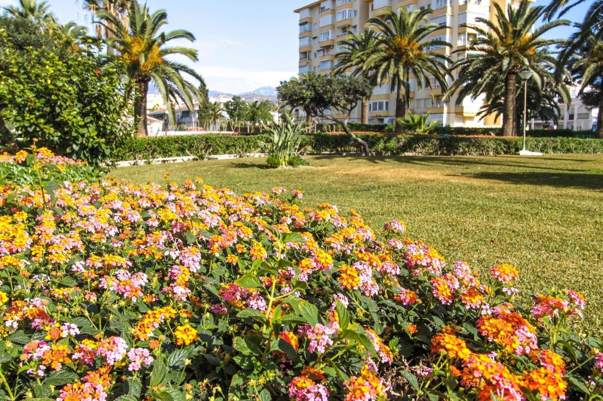 Apartamento Valencia At Home Torrox Exterior foto